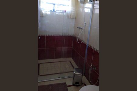 Casa à venda com 214m², 4 quartos e 3 vagas