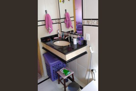 Casa à venda com 214m², 4 quartos e 3 vagas