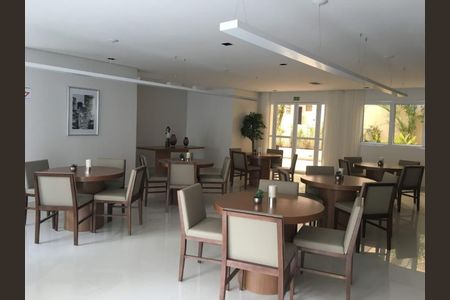 Apartamento à venda com 42m², 1 quarto e 1 vaga