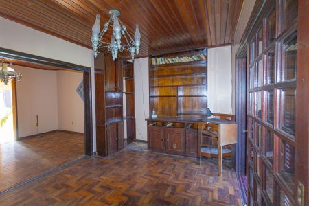 Casa à venda com 300m², 6 quartos e 1 vaga Casa à venda com 300m², 6 quartos e 1 vagaSala 3