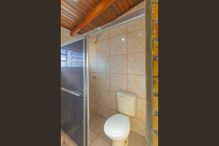 Casa à venda com 300m², 6 quartos e 1 vaga Casa à venda com 300m², 6 quartos e 1 vagaBanheiro