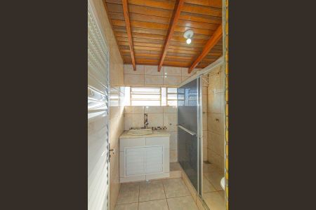 Casa à venda com 300m², 6 quartos e 1 vaga Casa à venda com 300m², 6 quartos e 1 vagaBanheiro