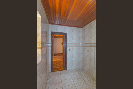 Casa à venda com 300m², 6 quartos e 1 vaga Casa à venda com 300m², 6 quartos e 1 vagaCozinha