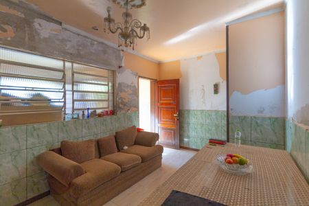 Casa à venda com 300m², 6 quartos e 1 vaga Casa à venda com 300m², 6 quartos e 1 vagaCozinha