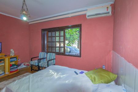 Casa à venda com 300m², 6 quartos e 1 vaga Casa à venda com 300m², 6 quartos e 1 vagaQuarto 1