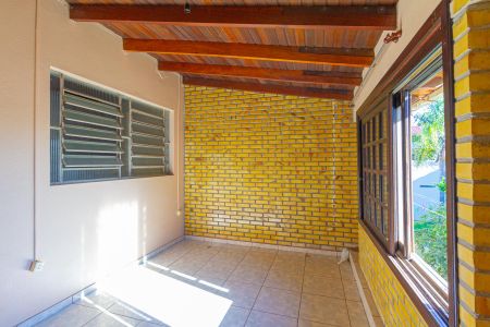 Casa à venda com 300m², 6 quartos e 1 vaga Casa à venda com 300m², 6 quartos e 1 vagaQuarto