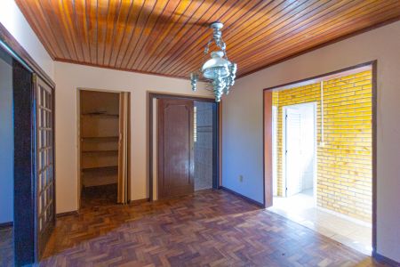 Casa à venda com 300m², 6 quartos e 1 vaga Casa à venda com 300m², 6 quartos e 1 vagaSala 2