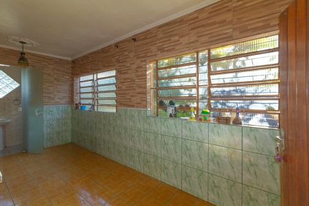 Casa à venda com 300m², 6 quartos e 1 vaga Casa à venda com 300m², 6 quartos e 1 vagaCozinha