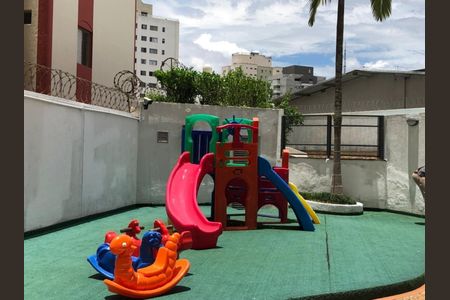 Apartamento para alugar com 70m², 3 quartos e 1 vaga