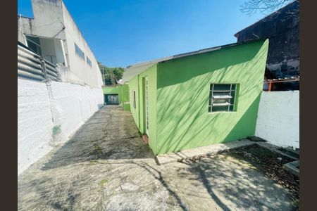 Casa à venda com 110m², 2 quartos e 10 vagas