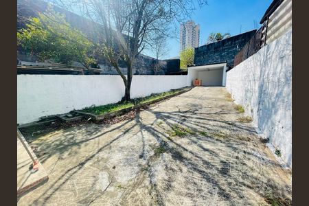 Casa à venda com 110m², 2 quartos e 10 vagas