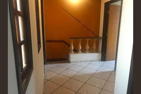 Casa à venda com 131m², 3 quartos e sem vaga