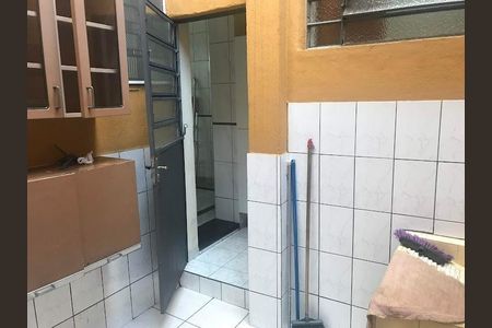 Casa à venda com 131m², 3 quartos e sem vaga