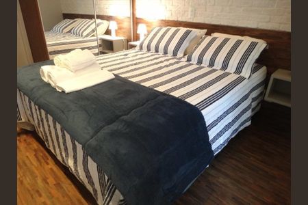 Apartamento à venda com 42m², 1 quarto e sem vaga