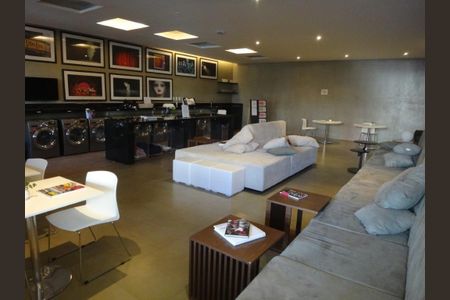 Apartamento à venda com 42m², 1 quarto e sem vaga