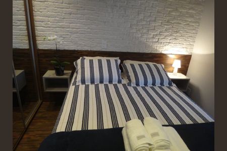 Apartamento à venda com 42m², 1 quarto e sem vaga