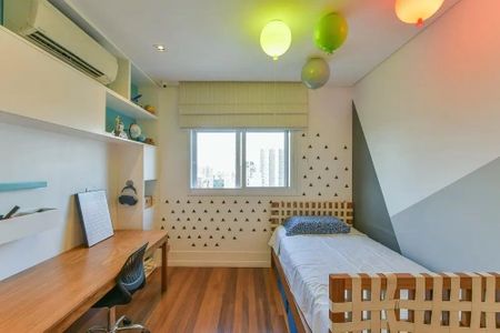 Apartamento à venda com 271m², 4 quartos e 4 vagas