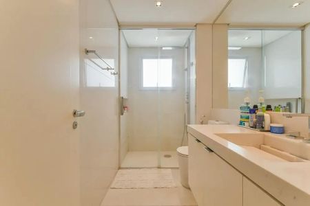 Apartamento à venda com 271m², 4 quartos e 4 vagas