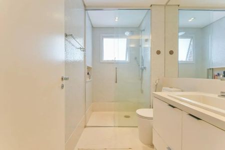 Apartamento à venda com 271m², 4 quartos e 4 vagas