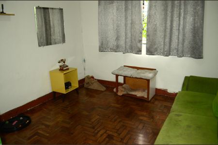 Casa à venda com 274m², 3 quartos e 3 vagasQuarto 2