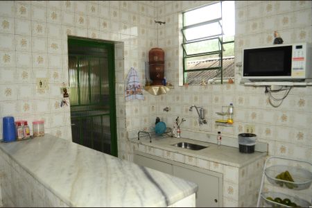 Casa à venda com 274m², 3 quartos e 3 vagasCozinha