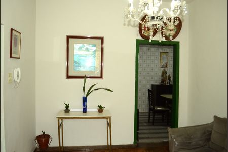 Casa à venda com 274m², 3 quartos e 3 vagasSala