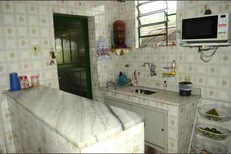 Casa à venda com 274m², 3 quartos e 3 vagasCozinha