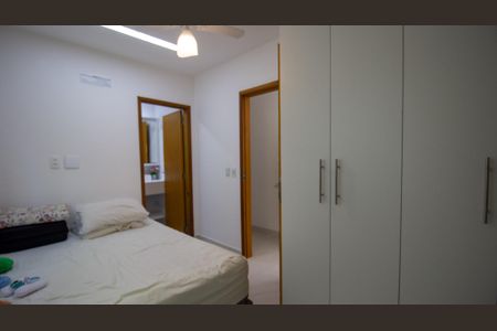 Casa de condomínio à venda com 250m², 4 quartos e 2 vagasSuíte 2