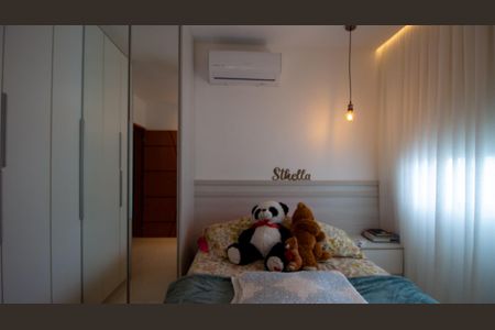 Casa de condomínio à venda com 250m², 4 quartos e 2 vagasSuíte 3