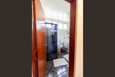 Casa à venda com 400m², 3 quartos e 4 vagasBanheiro da Suíte