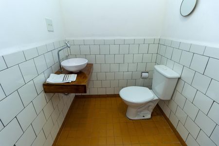 Casa à venda com 400m², 3 quartos e 4 vagasBanheiro de Serviço