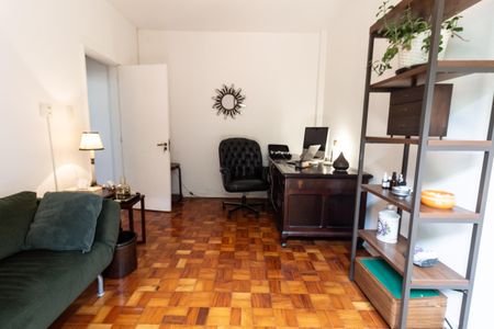 Casa à venda com 400m², 3 quartos e 4 vagasQuarto de Serviço