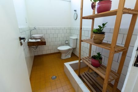 Casa à venda com 400m², 3 quartos e 4 vagasBanheiro de Serviço