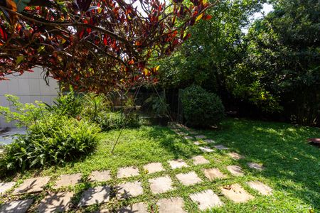 Casa à venda com 400m², 3 quartos e 4 vagasQuintal