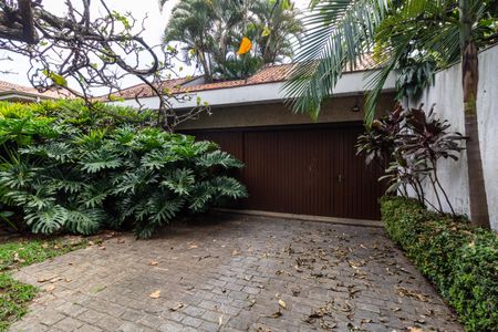 Casa à venda com 400m², 3 quartos e 4 vagasFachada