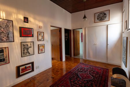 Casa à venda com 400m², 3 quartos e 4 vagasHall Andar Superior