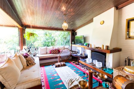 Casa à venda com 400m², 3 quartos e 4 vagasSala 2