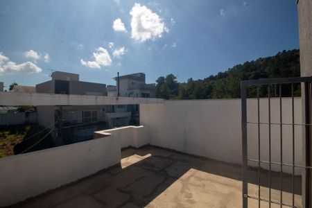 Casa à venda com 180m², 3 quartos e 2 vagasTerraço