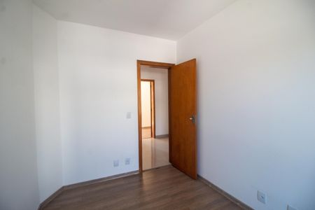 Casa à venda com 180m², 3 quartos e 2 vagasQuarto 2