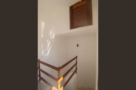 Casa à venda com 180m², 3 quartos e 2 vagasCorredor