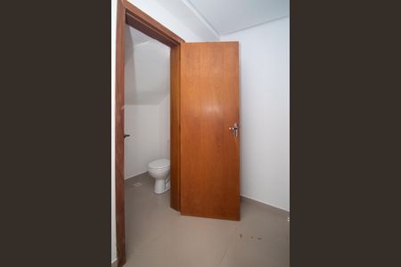 Casa à venda com 180m², 3 quartos e 2 vagasSala