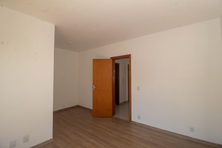 Casa à venda com 180m², 3 quartos e 2 vagasSuíte