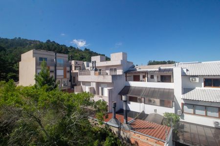 Casa à venda com 180m², 3 quartos e 2 vagasVista Terraço