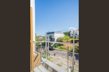 Casa à venda com 180m², 3 quartos e 2 vagas Casa à venda com 180m², 3 quartos e 2 vagasVaranda da Suíte