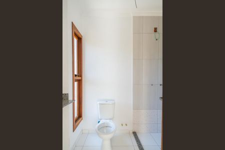 Casa à venda com 180m², 3 quartos e 2 vagas Casa à venda com 180m², 3 quartos e 2 vagasBanheiro da Suíte