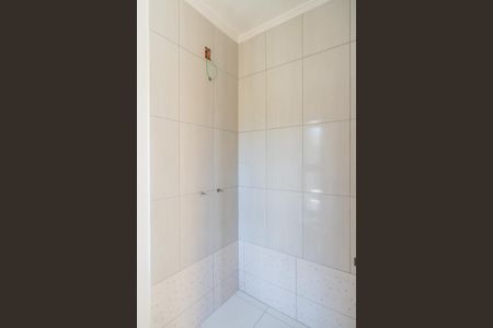 Casa à venda com 180m², 3 quartos e 2 vagas Casa à venda com 180m², 3 quartos e 2 vagasBanheiro da Suíte