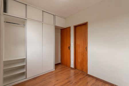 Apartamento à venda com 56m², 2 quartos e 1 vaga Apartamento à venda com 56m², 2 quartos e 1 vagaSuíte