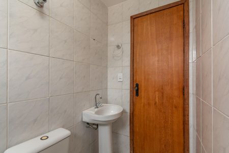 Apartamento à venda com 56m², 2 quartos e 1 vaga Apartamento à venda com 56m², 2 quartos e 1 vagaBanheiro Social