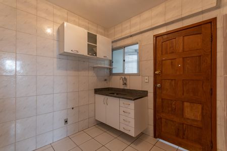 Apartamento à venda com 56m², 2 quartos e 1 vaga Apartamento à venda com 56m², 2 quartos e 1 vagaCozinha