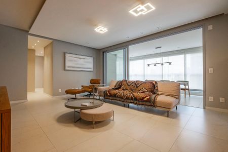 Apartamento à venda com 124m², 3 quartos e 2 vagasSala/Cozinha